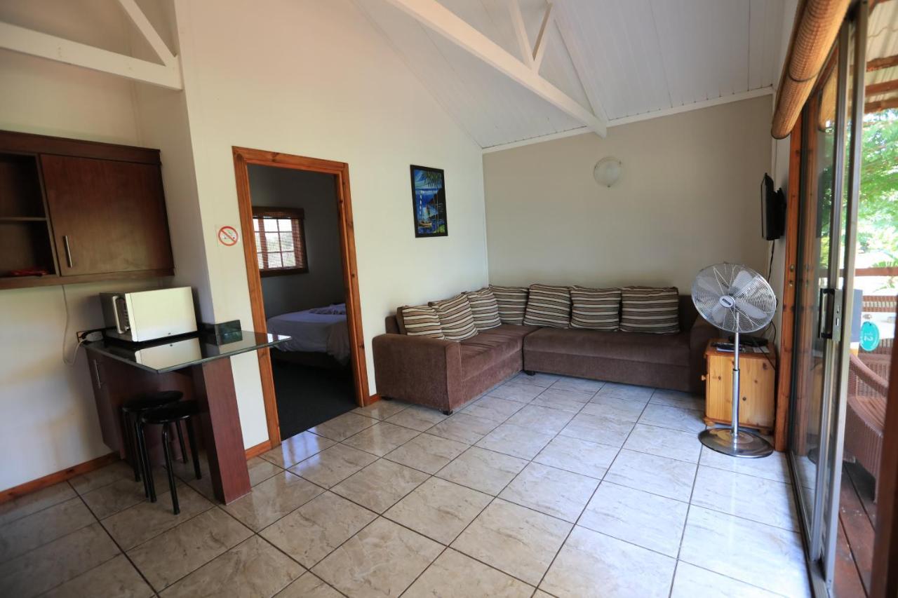 Kruger View Chalets Малелейн Екстериор снимка