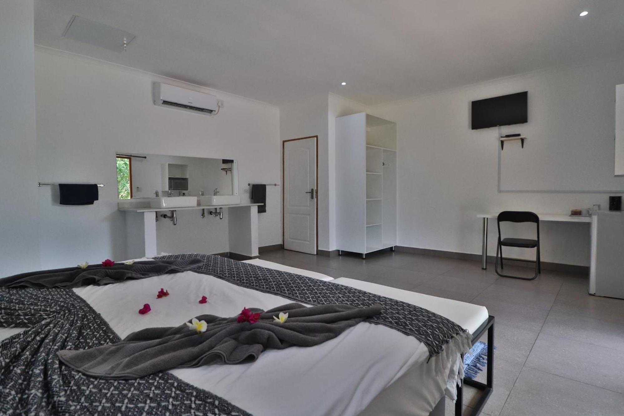 Kruger View Chalets Малелейн Екстериор снимка